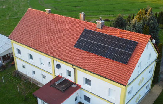 Fotovoltaické elektrárny, akumulátory